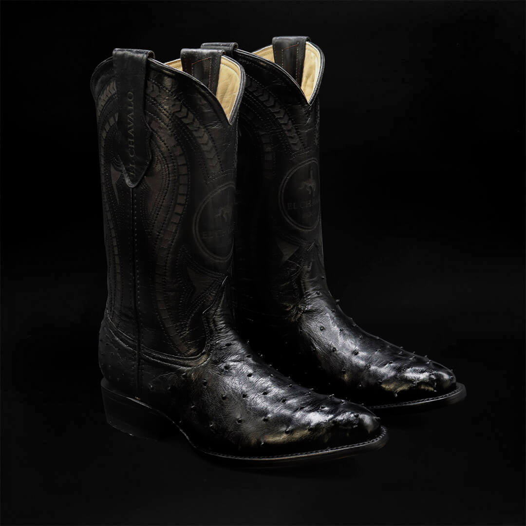 Bota Oval de Avestruz Negro CH116