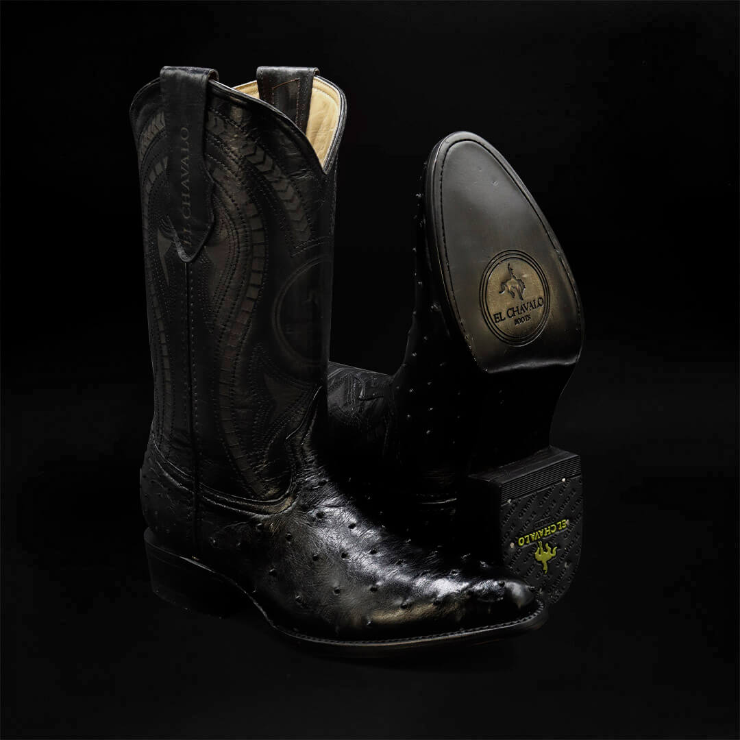 Bota Oval de Avestruz Negro CH116