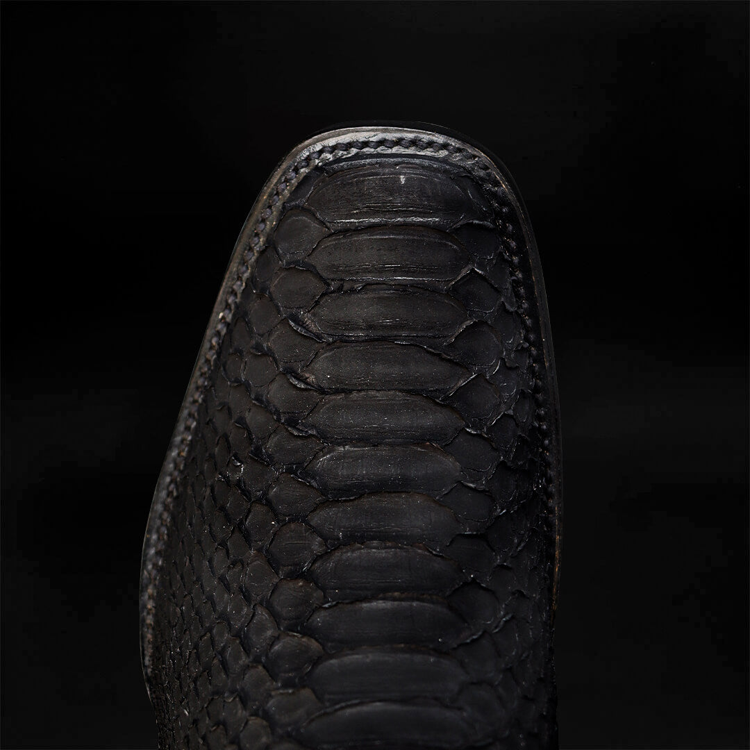 Bota Dubai de Pitón Negro Nobuck CH821