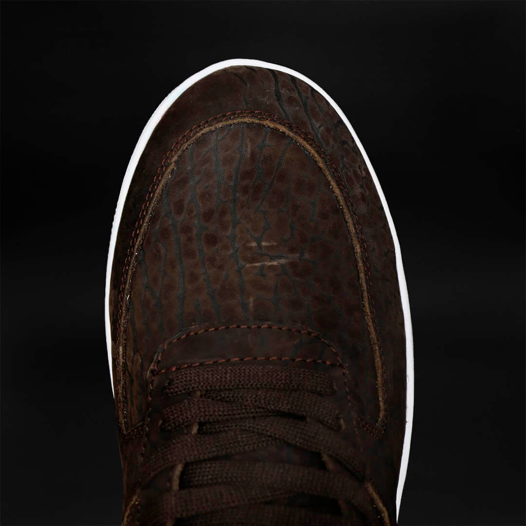 Tenis F1 de Cuello de Toro Tabaco TH202