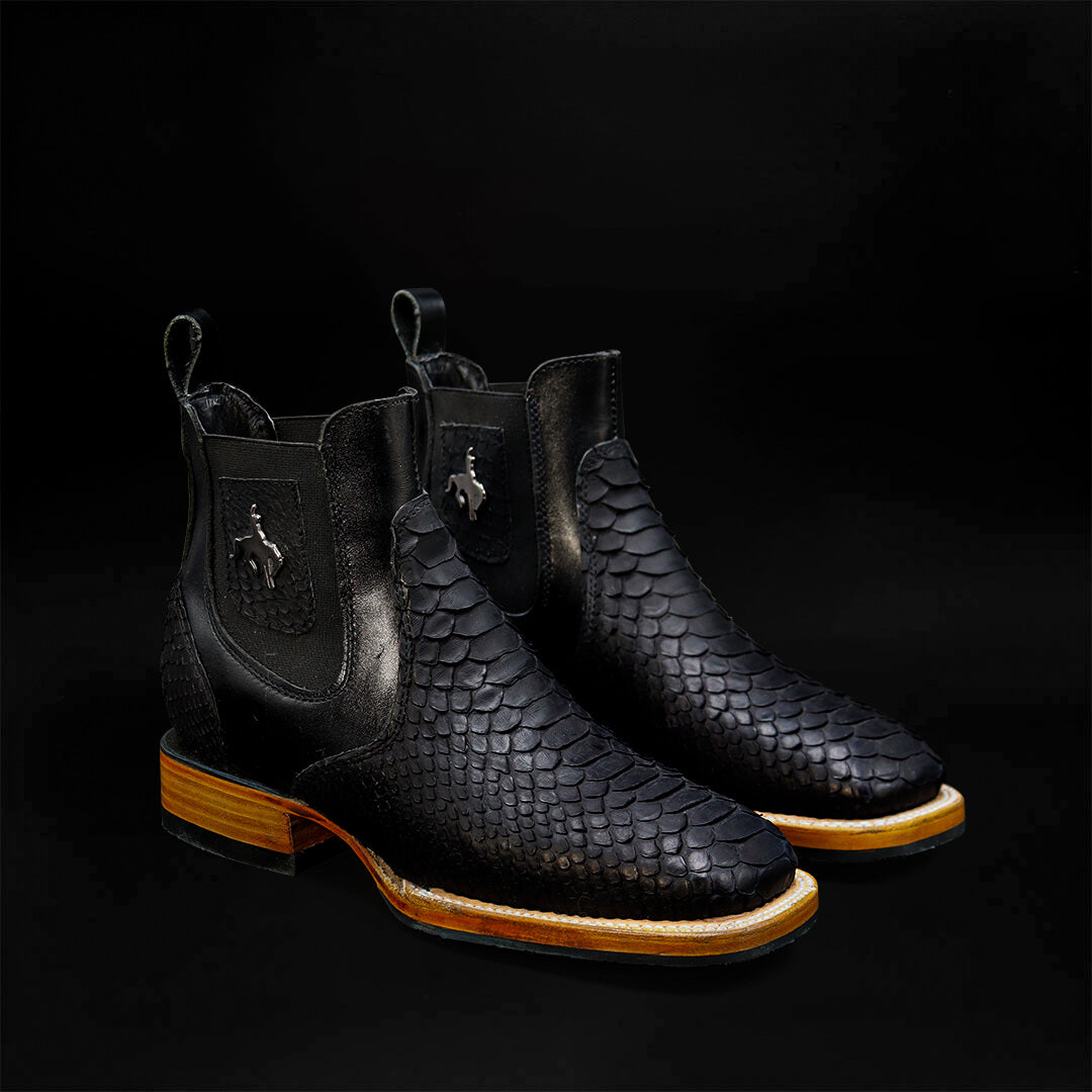 Botín Bulldog de Pitón Negro BD201 – El Chavalo Boots