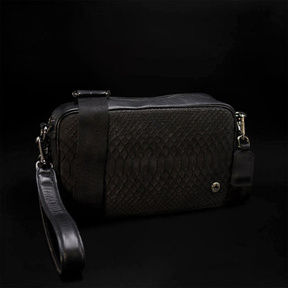 Sobaquera de Piel de Pitón Negro BL302