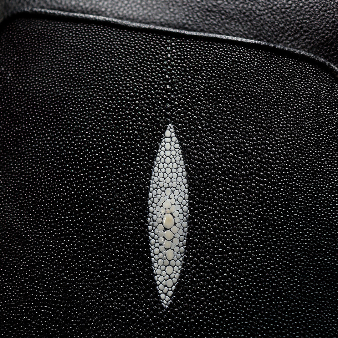 Pechera de Piel de Mantarraya BL 701