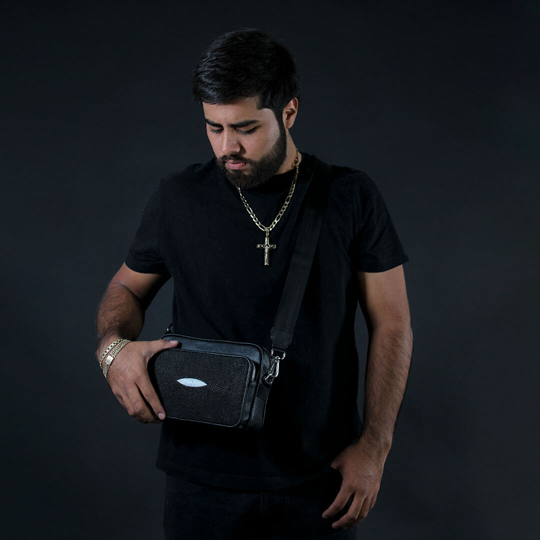 Sobaquera de Piel de Mantarraya BL401